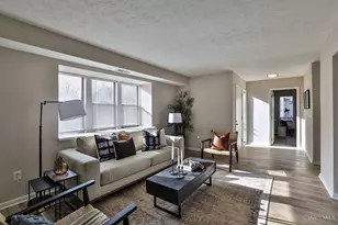 10 Woodside Ct, Springdale, OH 45246 - Photo 6