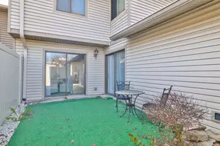 10 Woodside Ct, Springdale, OH 45246 - Photo 28