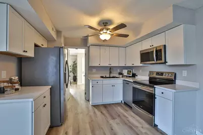 10 Woodside Court, Springdale, OH 45246 - Photo 10