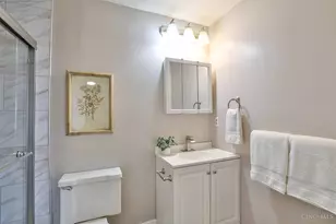 10 Woodside Ct, Springdale, OH 45246 - Photo 20