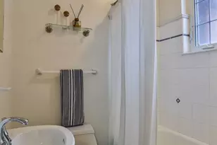 552 Ludlow Ave, Cincinnati, OH 45220 - Photo 32