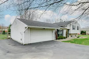 7934 Pepper Pike, West Chester, OH 45069 - Photo 2