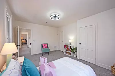 1996 Kinney Avenue, Cincinnati, OH 45207 - Photo 24