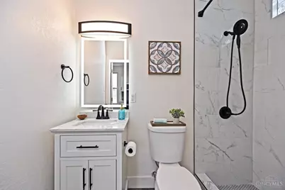 1996 Kinney Avenue, Cincinnati, OH 45207 - Photo 14