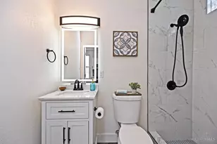 1996 Kinney Ave, Cincinnati, OH 45207 - Photo 14