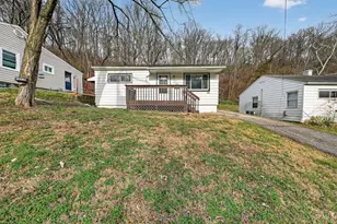 408 Roebling Rd, Delhi Township, OH 45204 - Photo 2