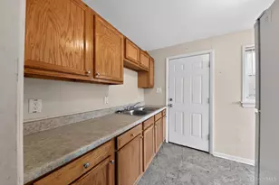 408 Roebling Rd, Delhi Township, OH 45204 - Photo 12