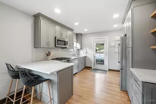 3806 Brotherton Rd, Cincinnati, OH 45209 - Photo 12