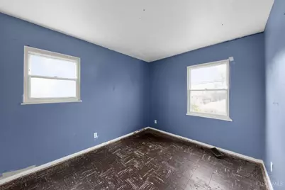 586 Brantner Lane, Union Township, OH 45244 - Photo 8