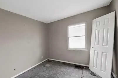 586 Brantner Lane, Union Township, OH 45244 - Photo 14