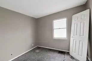 586 Brantner Ln, Union Township, OH 45244 - Photo 14