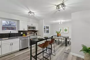 1033 Hearthstone Dr, Springfield Township, OH 45231 - Photo 16