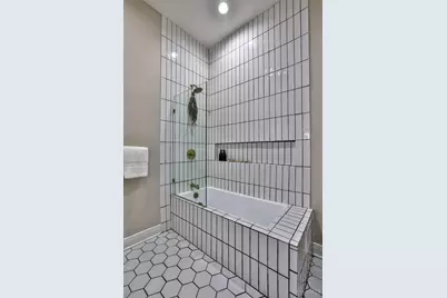 112 E Thirteenth Street #4, Cincinnati, OH 45202 - Photo 16