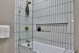 112 E 13th St, Cincinnati, OH 45202 - Photo 16