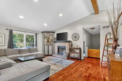 1334 E Fosters Maineville Road, Hamilton Township, OH 45039 - Photo 8