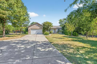 1334 E Fosters Maineville Road, Hamilton Township, OH 45039 - Photo 2