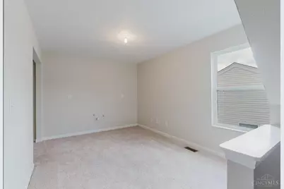 4237 N Yorkshire Square, Union Township, OH 45245 - Photo 32