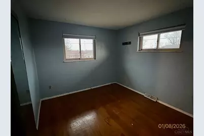 5675 Hollowview Court, Delhi Township, OH 45238 - Photo 8