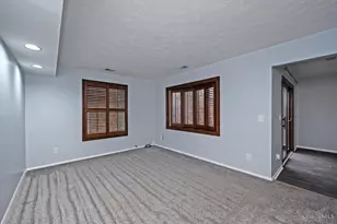 439 McIntosh Dr, Union Township, OH 45255 - Photo 14