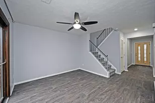 439 McIntosh Dr, Union Township, OH 45255 - Photo 8