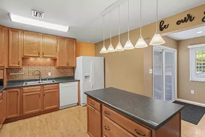 527 Indiana Avenue, Aurora, IN 47001 - Photo 12