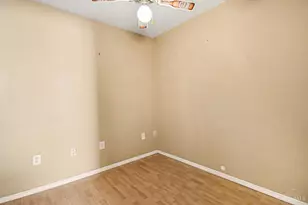 527 Indiana Ave, Aurora, IN 47001 - Photo 14