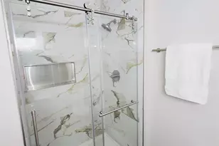 12181 Regency Run Ct, Springfield Township, OH 45240 - Photo 24