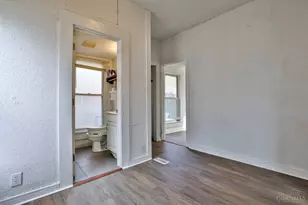 5366 Tyndall Ave, Cincinnati, OH 45233 - Photo 16