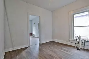 5366 Tyndall Ave, Cincinnati, OH 45233 - Photo 14