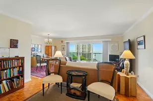 2200 Victory Pkwy, Cincinnati, OH 45206 - Photo 8