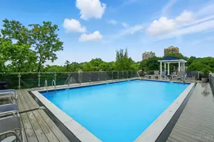 2200 Victory Pkwy, Cincinnati, OH 45206 - Photo 24