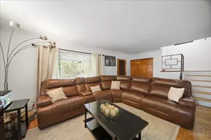 8433 Jonfred Ct, Springfield Township, OH 45231 - Photo 6