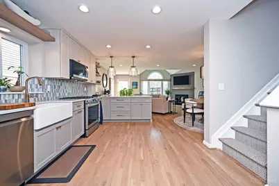 3407 Aston Court, Cincinnati, OH 45209 - Photo 6