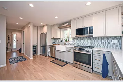 3407 Aston Court, Cincinnati, OH 45209 - Photo 8