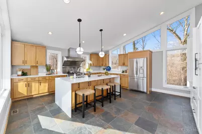 8675 Camargo Club Drive, Indian Hill, OH 45243 - Photo 14