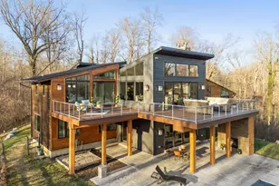 8675 Camargo Club Dr, Indian Hill, OH 45243 - Photo 4