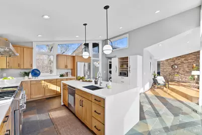 8675 Camargo Club Drive, Indian Hill, OH 45243 - Photo 16