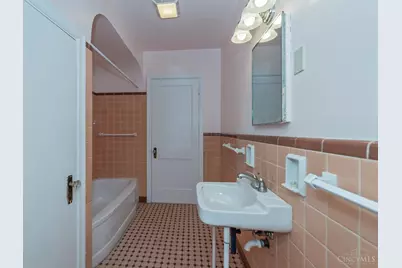 6217 Erie Avenue #FL 3, Cincinnati, OH 45227 - Photo 14