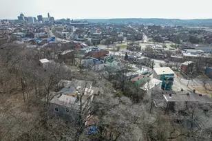 2123 Renner Pl, Cincinnati, OH 45214 - Photo 2