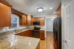 50 Bentbrook Ct, Springboro, OH 45066 - Photo 2