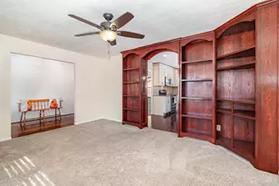 3398 Stevie Ln, Green Township, OH 45239 - Photo 4