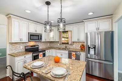 3398 Stevie Lane, Green Township, OH 45239 - Photo 6