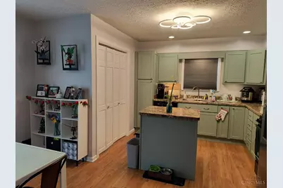 493 Brooke Boulevard, Wilmington, OH 45177 - Photo 4