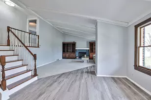 9890 Knollbrook Terrace, Montgomery, OH 45242 - Photo 8