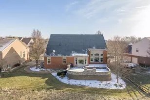 1379 Shaker Run Blvd, Turtle Creek Township, OH 45036 - Photo 4