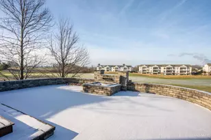 1379 Shaker Run Blvd, Turtle Creek Township, OH 45036 - Photo 10