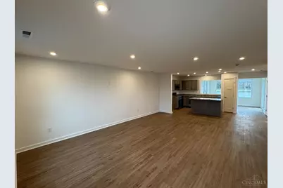 2924 Huntington Drive, Troy, OH 45373 - Photo 2