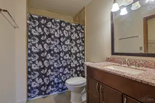 11835 Wincanton Dr, Colerain Township, OH 45231 - Photo 20