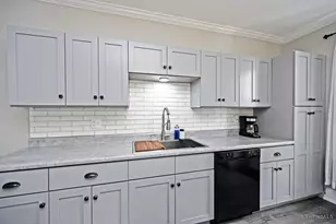 2023 Pleasant Ave, Hamilton, OH 45015 - Photo 12