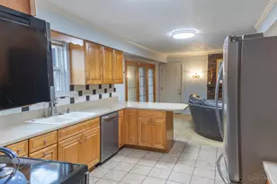 5591 Williamsburg Way, Fairfield, OH 45014 - Photo 10